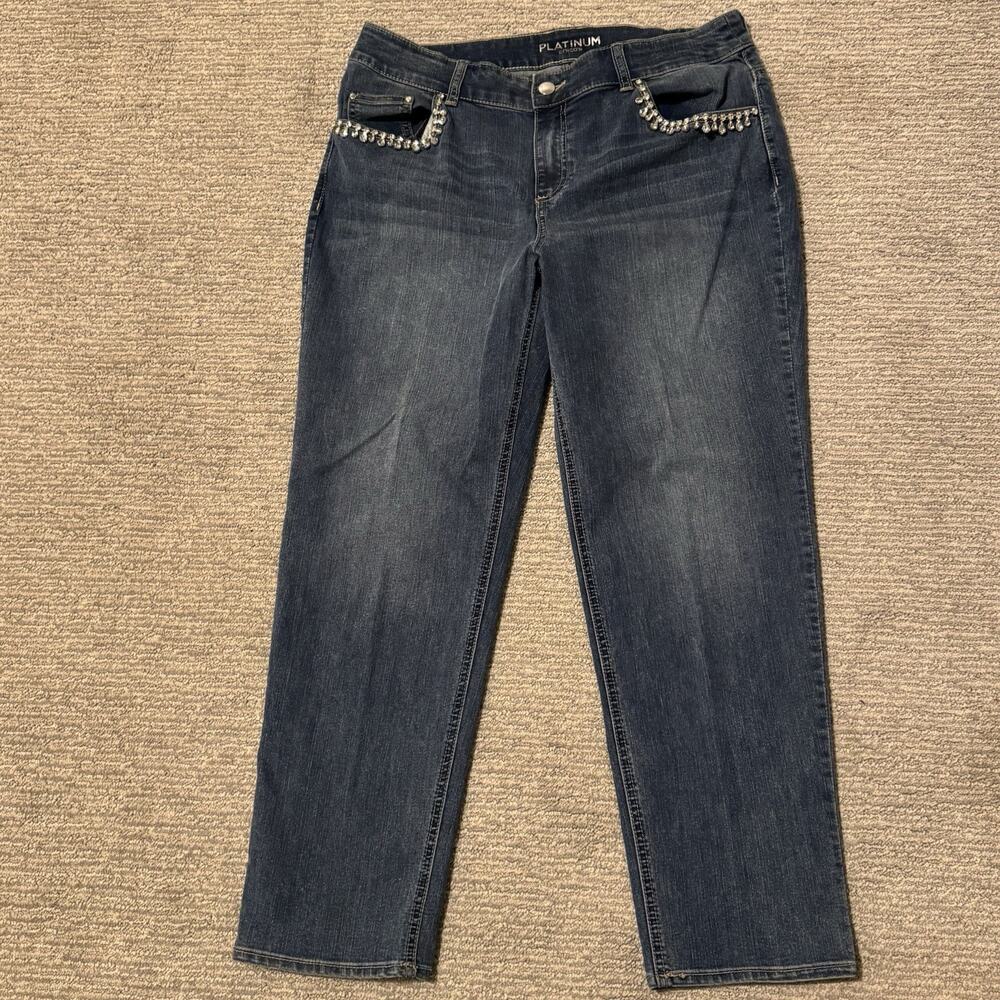 Chico’s Platinum‎ Cropped Rhinestone Size 1.5/10 Medium Blue Denim Bling Coastal